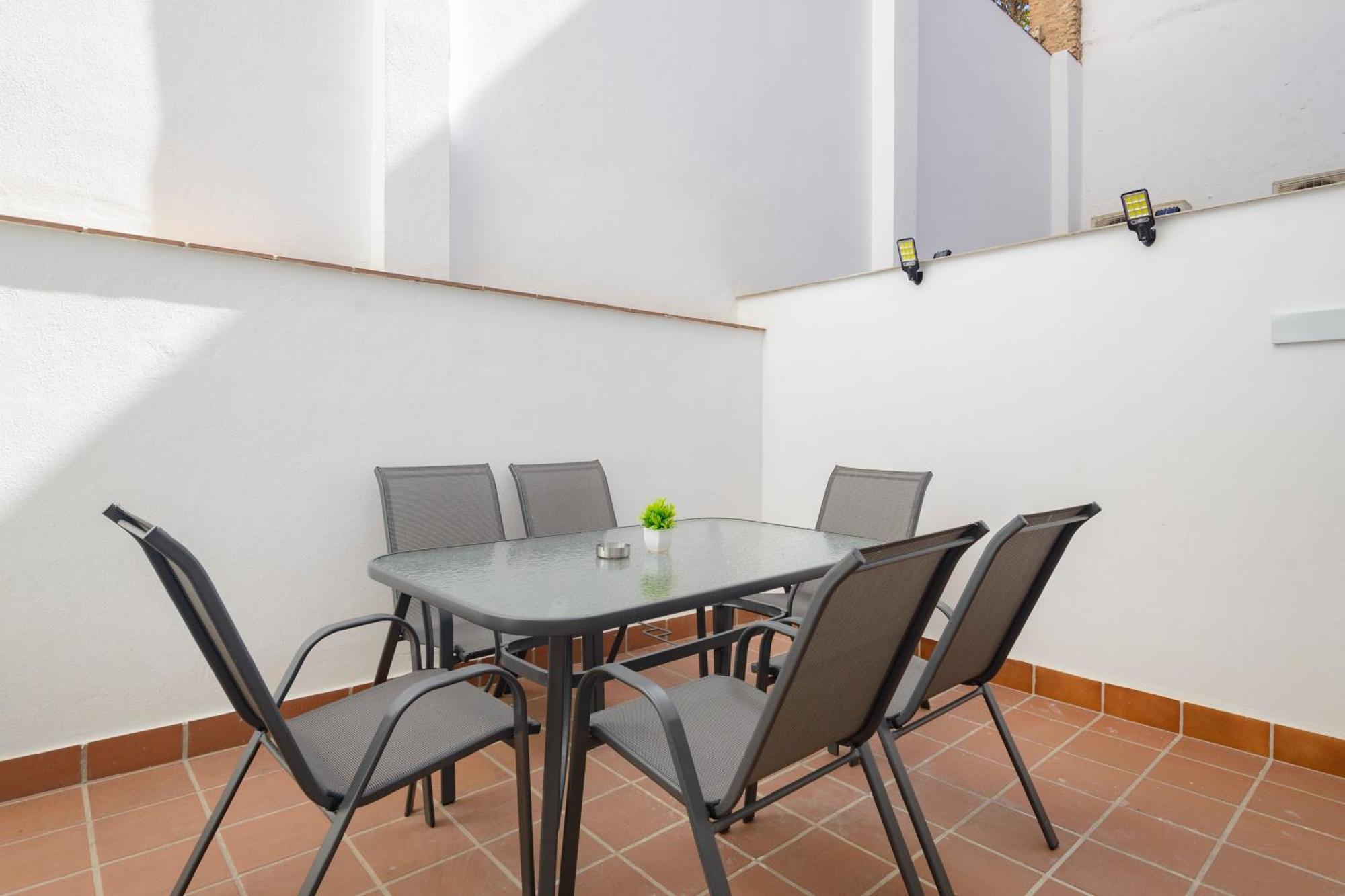 J De La Alhambra Apartment Granada Bagian luar foto