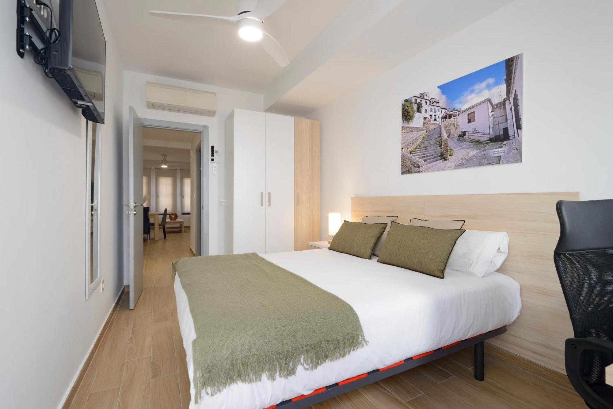 J De La Alhambra Apartment Granada Bagian luar foto